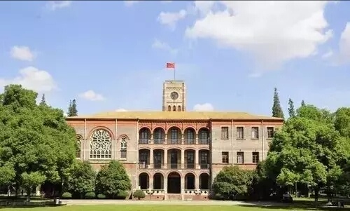 说明: E:/校友返校情况登记和有关信息/返校班级资料/83级中文/“那年”图片/18.jpg